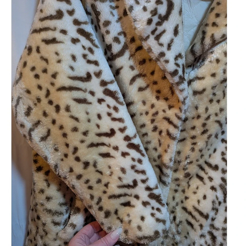Vintage Y2K 80s Mobwife Queen Boho Festival Soft Faux Fur Snow Leopard L Coat - Picture 5 of 10
